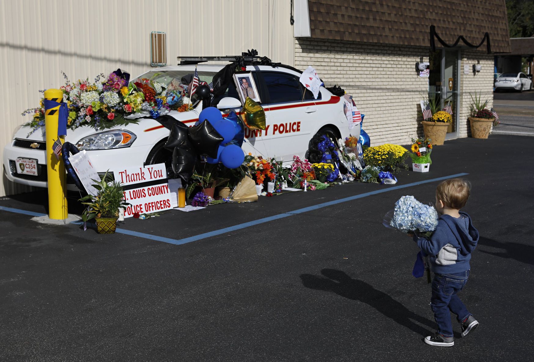 Memorial for officer Blake Snyder